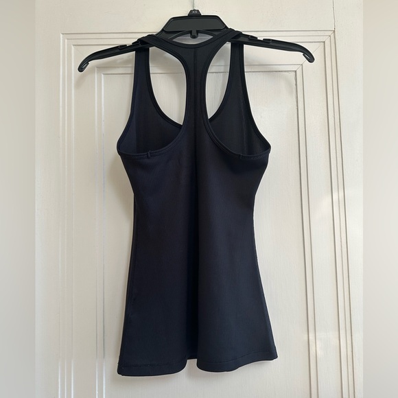 Nike Dri-Fit Women's Ribbed Tank Top - XS - Picture 2 of 5